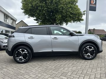 Peugeot E-2008